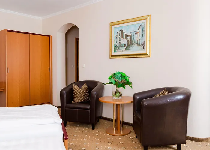 מלון Ambienthotel Tassilo דינגולפינג